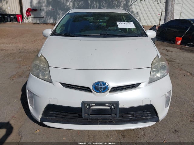 Toyota Prius Three Se