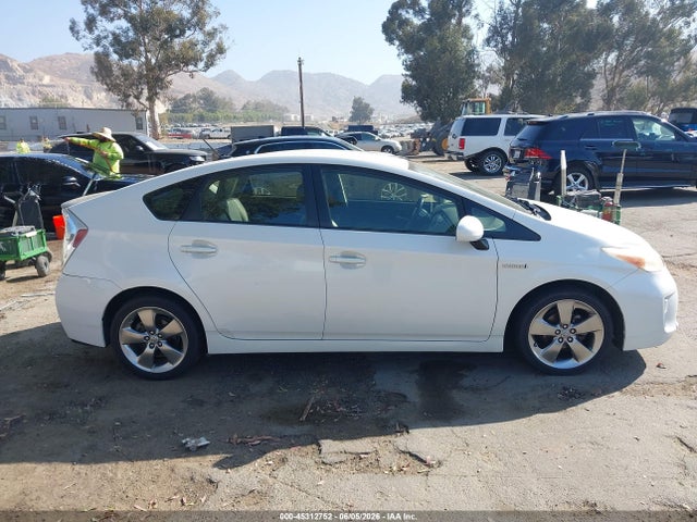 Toyota Prius Three Se