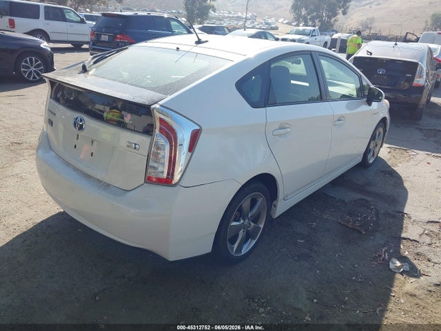 Toyota Prius Three Se
