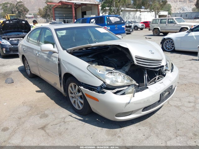 Salvage Lexus Es Image