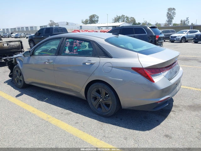 Hyundai ELANTRA Blue