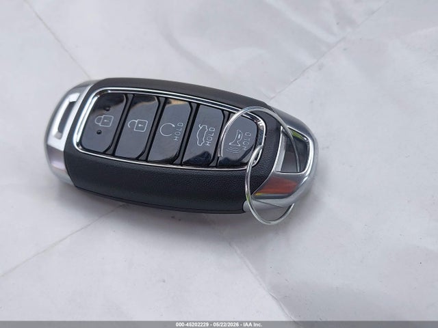 Hyundai ELANTRA Blue