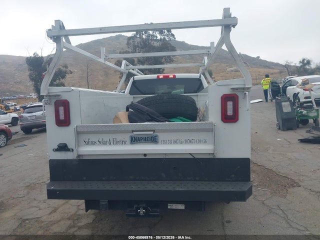 Ram 2500 Tradesman  4x2 8' Box