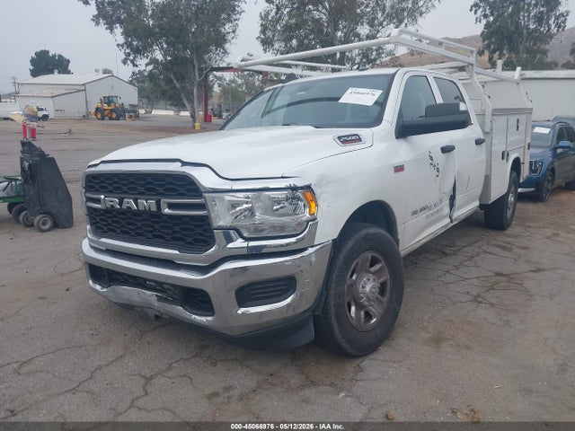 Ram 2500 Tradesman  4x2 8' Box