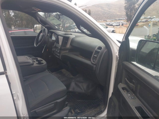 Ram 2500 Tradesman  4x2 8' Box