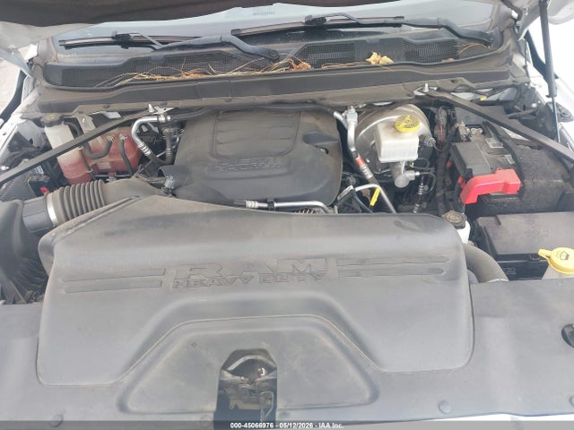 Ram 2500 Tradesman  4x2 8' Box