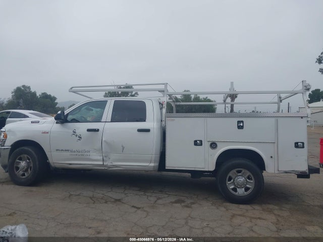 Ram 2500 Tradesman  4x2 8' Box