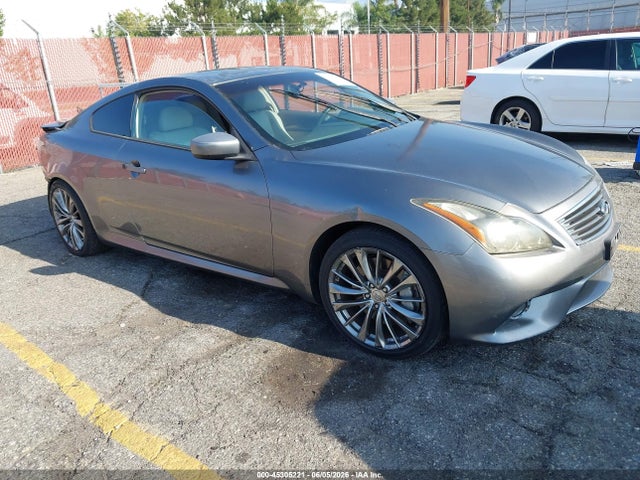 Salvage INFINITI G37 Image