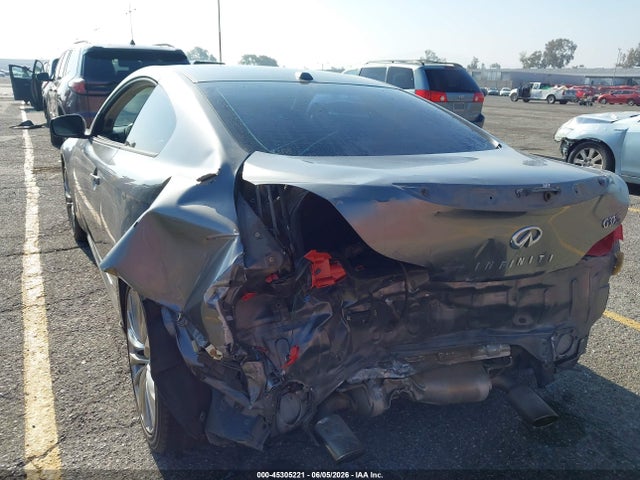 INFINITI G37 Journey