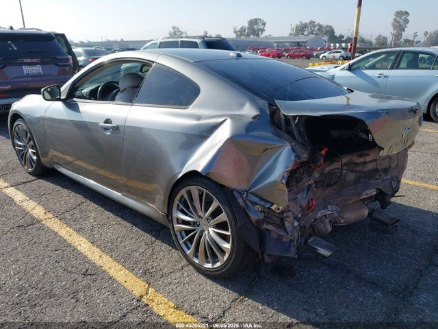 INFINITI G37 Journey