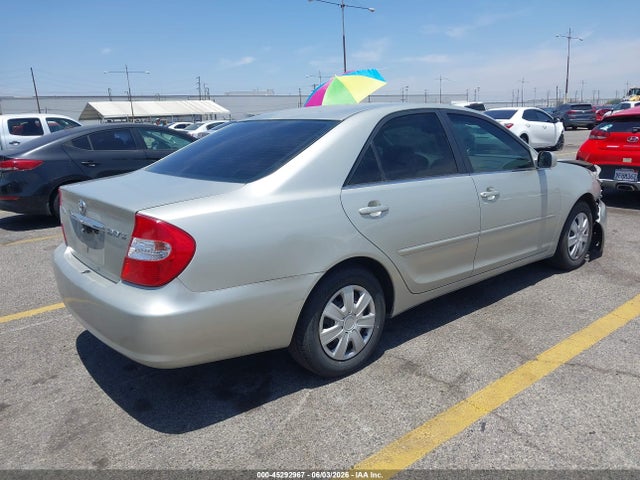 Toyota Camry Le