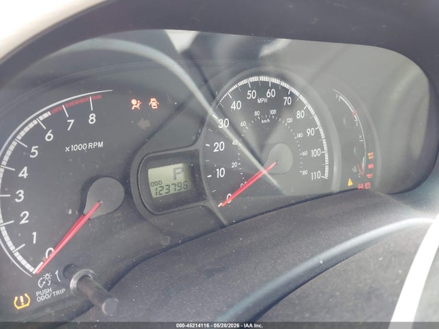 Toyota Sienna Le V6 8 Passenger