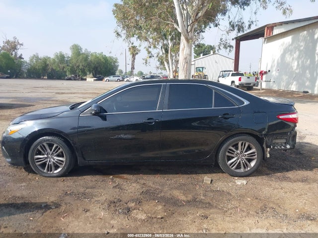 Toyota Camry Se