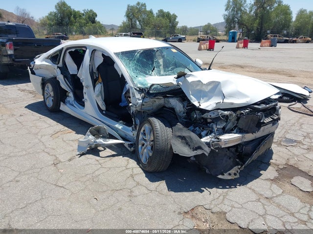 Salvage Honda Accord Image