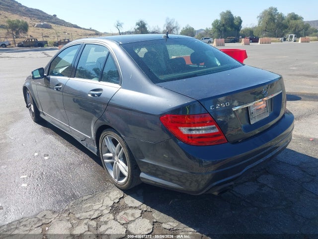 Mercedes-Benz C-Class Sport