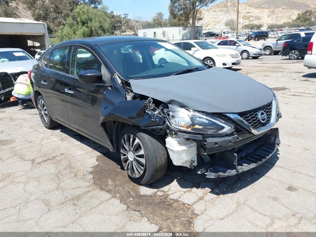 Salvage Nissan Sentra Image