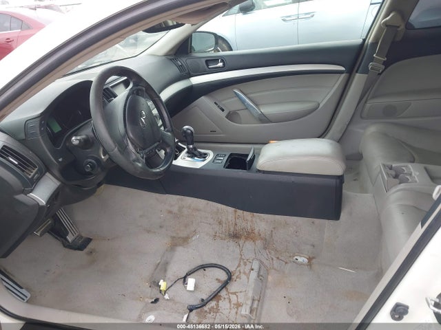 INFINITI G37 Journey