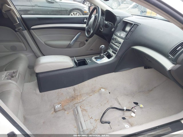 INFINITI G37 Journey