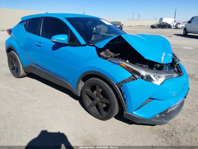 Salvage Toyota C-HR Image
