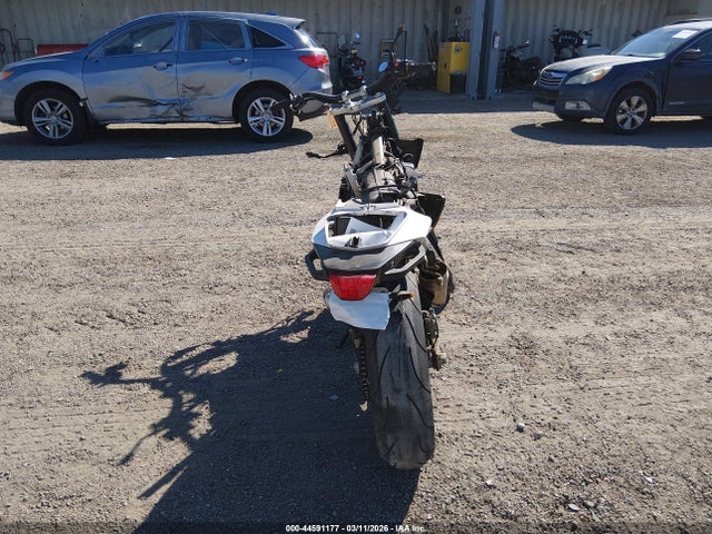 KTM 690 Duke