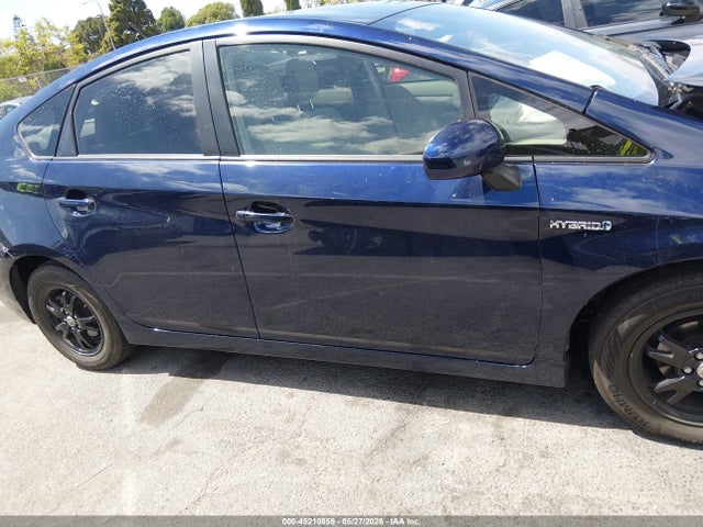 Toyota Prius Three