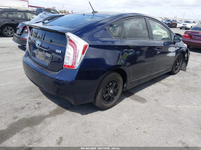Toyota Prius Three