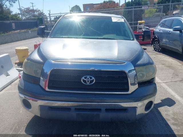 Toyota Tundra Sr5 V8