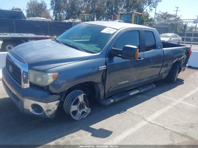 Toyota Tundra Sr5 V8