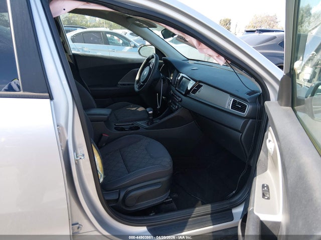 Kia Niro Lx