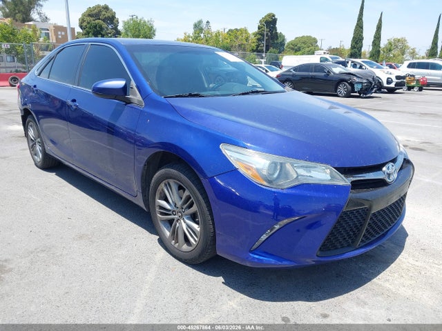 Salvage Toyota Camry Image