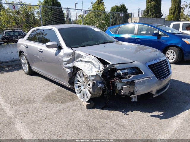 Salvage Chrysler 300 Image
