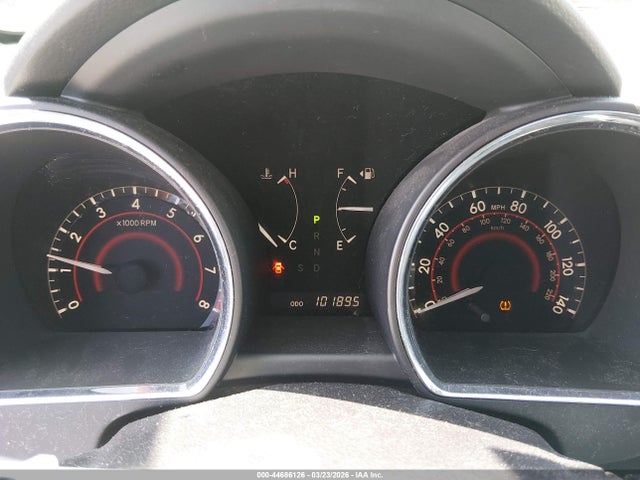 Toyota Highlander Base V6