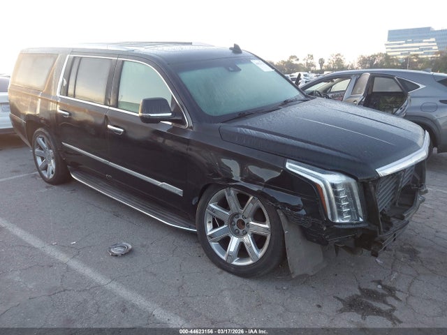 Salvage Cadillac Escalade Image