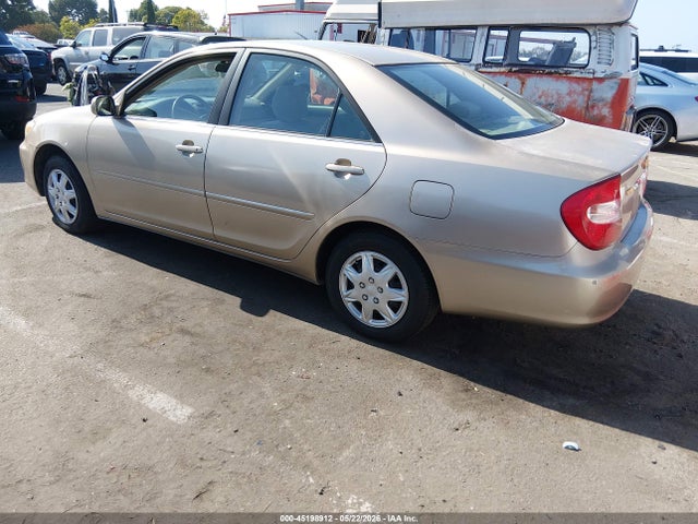 Toyota Camry Le