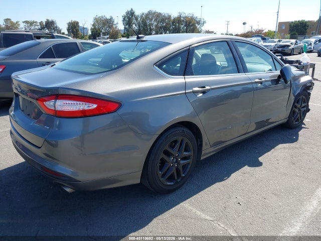 Ford Fusion Se