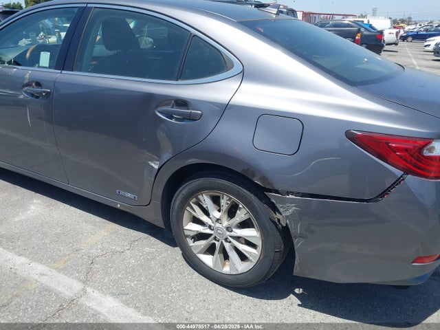 Lexus Es