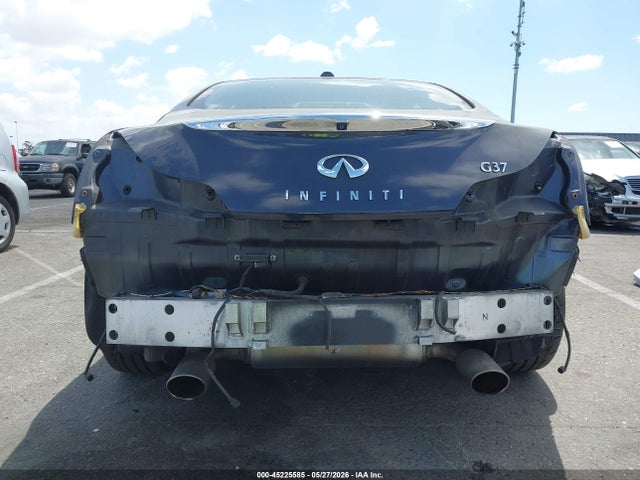 INFINITI G37 Journey