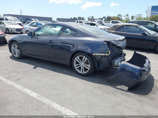 INFINITI G37 Journey
