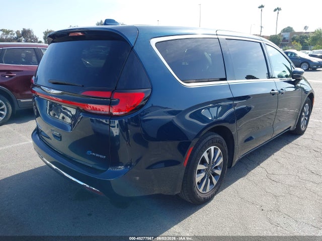 Chrysler Pacifica Touring L