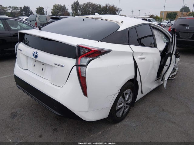 Toyota Prius Three