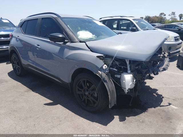 Salvage Nissan Kicks Image