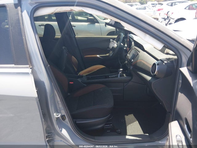 Nissan Kicks Sr Xtronic Cvt
