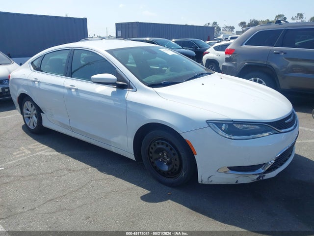 Salvage Chrysler 200 Image