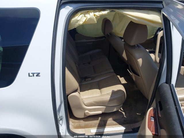 Chevrolet Suburban 1500 Ltz