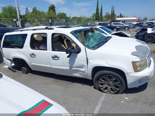 Chevrolet Suburban 1500 Ltz