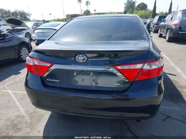 Toyota Camry Se