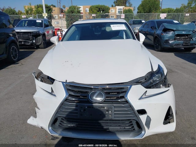 Lexus Is
