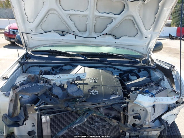 Toyota Tacoma Prerunner V6