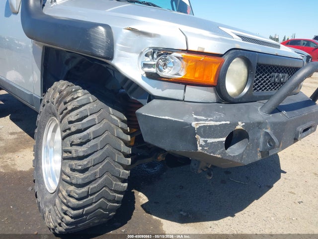 Toyota FJ Cruiser