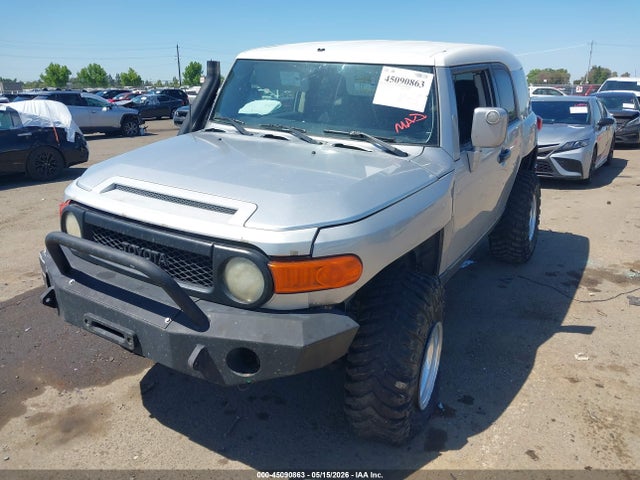 Toyota FJ Cruiser